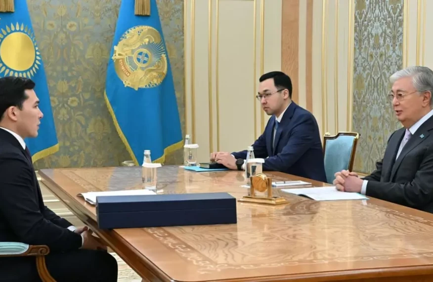 Тоқаев туризм және спорт министрі Ербол Мырзабосыновты қабылдады Тоқаев туризм және спорт министрі Ербол Мырзабосыновты қабылдады