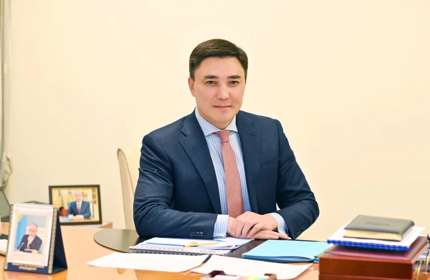 Шымкенттің әкімі «Ордабасы» ойыншыларымен кездесіп, Седневке үндеу жасады Шымкенттің әкімі «Ордабасы» ойыншыларымен кездесіп, Седневке үндеу жасады