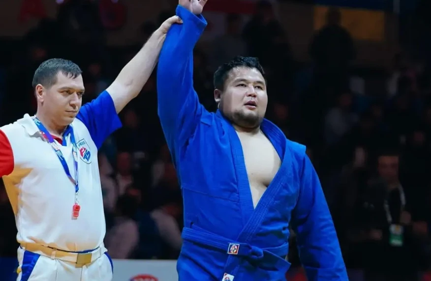 Темірлан Көлбай самбодан әлем чемпионы атанды Темірлан Көлбай самбодан әлем чемпионы атанды