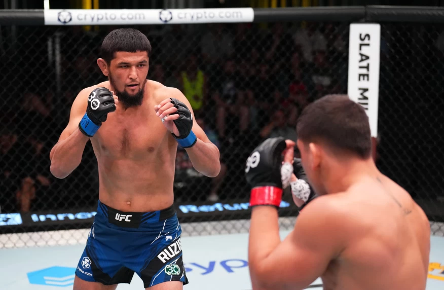 Боец UFC Рузибоев о бое с Рахмоновым: Когда я выступал в казахских лигах, много людей хотели, чтобы мы подрались Боец UFC Рузибоев о бое с Рахмоновым: Когда я выступал в казахских лигах, много людей хотели, чтобы мы подрались