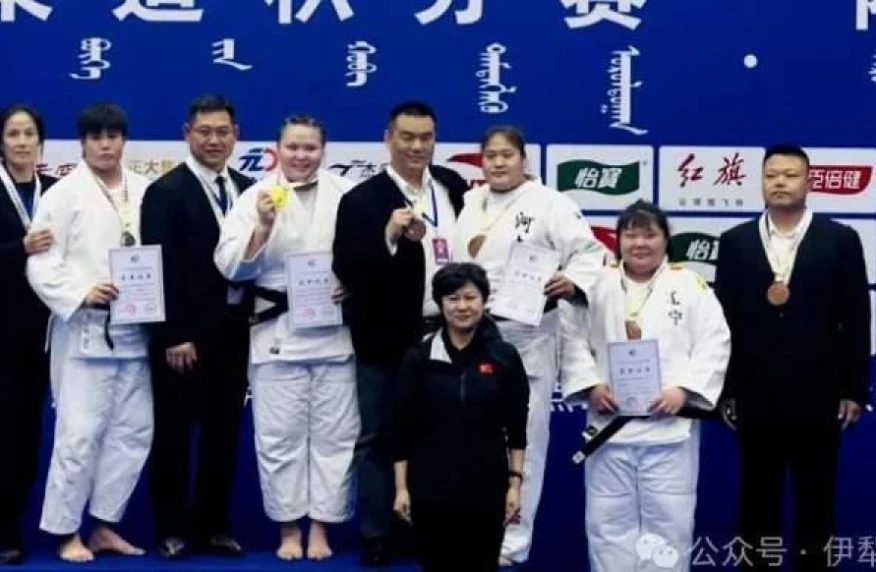 Қытайдағы қазақ қызы дзюдодан чемпион атанды Қытайдағы қазақ қызы дзюдодан чемпион атанды