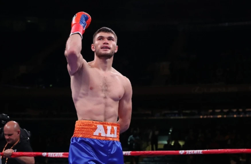 Али Ахмедов получил чемпионский бой в IBF Али Ахмедов получил чемпионский бой в IBF