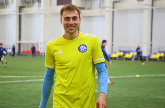 Ян Вороговский стал лучшим защитником сезона 2024 по версии QFL Ян Вороговский стал лучшим защитником сезона 2024 по версии QFL