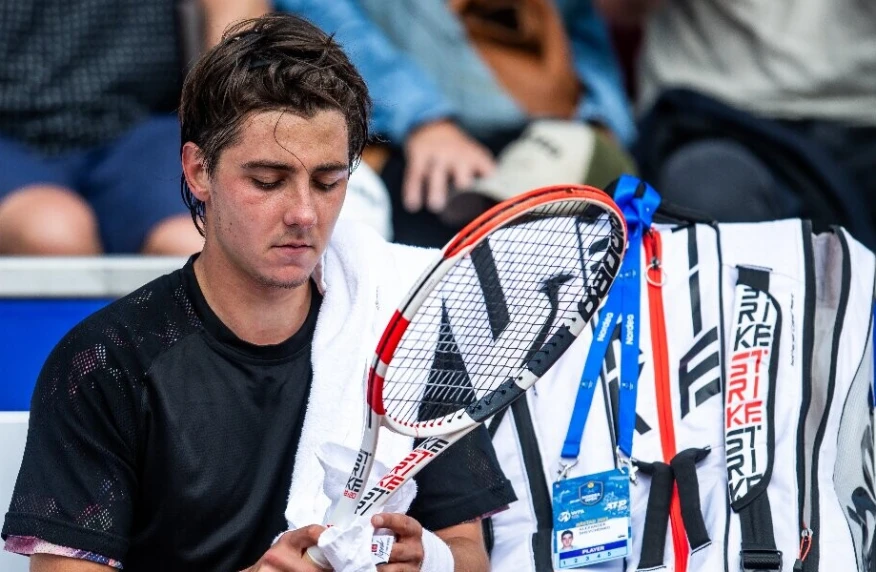 Александр Шевченко проиграл Карлосу Алькарасу в стартовом матче Australian Open Александр Шевченко проиграл Карлосу Алькарасу в стартовом матче Australian Open