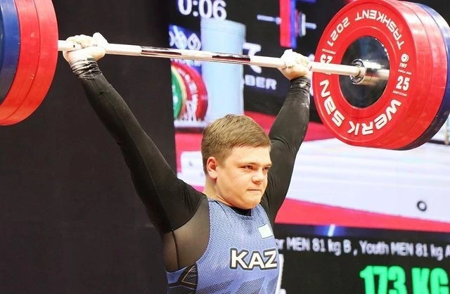 Қазақстандық ауыр атлет Азия чемпионы атанды Қазақстандық ауыр атлет Азия чемпионы атанды