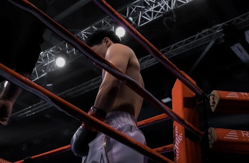 Казахстанский боксер подписался в WBX Grand Prix Казахстанский боксер подписался в WBX Grand Prix
