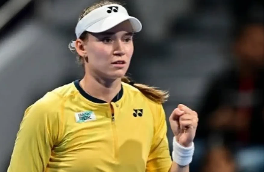Елена Рыбакина АҚШ-тағы жарыс қарсаңында алғашқы жаттығуын өткізді Елена Рыбакина АҚШ-тағы жарыс қарсаңында алғашқы жаттығуын өткізді