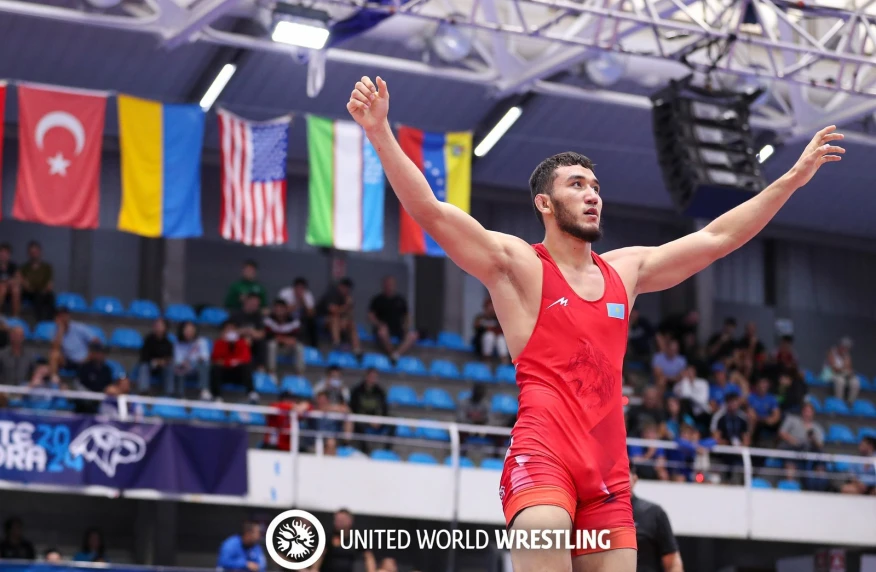 Ризабек Айтмухан в октябре выступит еще на одном Чемпионате Мира Ризабек Айтмухан в октябре выступит еще на одном Чемпионате Мира