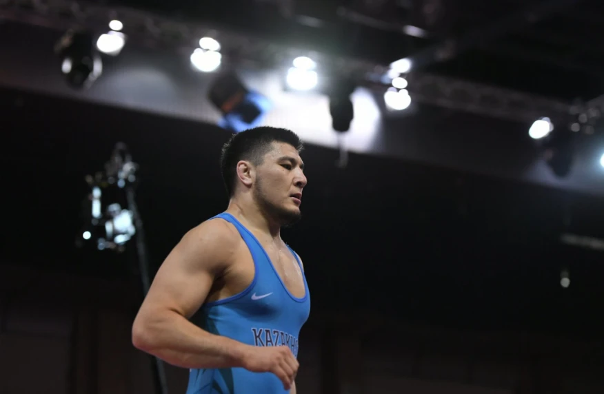 Азамат Даулетбеков вышел в полуфинал чемпионата Азии по борьбе Азамат Даулетбеков вышел в полуфинал чемпионата Азии по борьбе