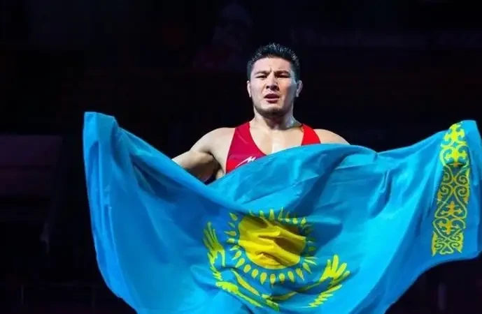 Чемпион Азии Азамат Даулетбеков о переходе в ММА: У меня есть свои цели и задача Чемпион Азии Азамат Даулетбеков о переходе в ММА: У меня есть свои цели и задача