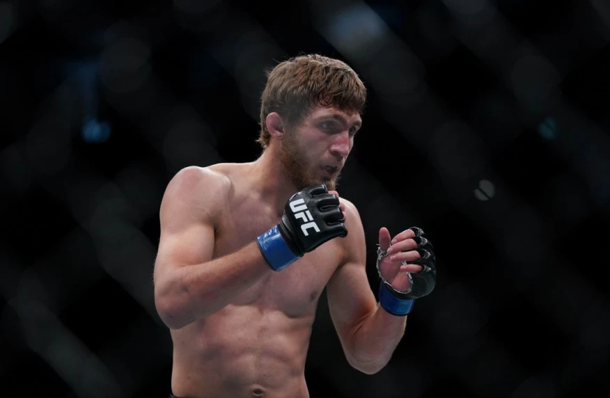 Стало известно, с кем Нурмагомедов сразится на турнире UFC в Саудовской Аравии Стало известно, с кем Нурмагомедов сразится на турнире UFC в Саудовской Аравии