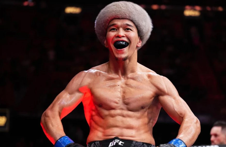 Кевин Иол: Асу Алмабаевты UFC титулына ие болу үшін мерзімінен бұрын жеңу керек Кевин Иол: Асу Алмабаевты UFC титулына ие болу үшін мерзімінен бұрын жеңу керек