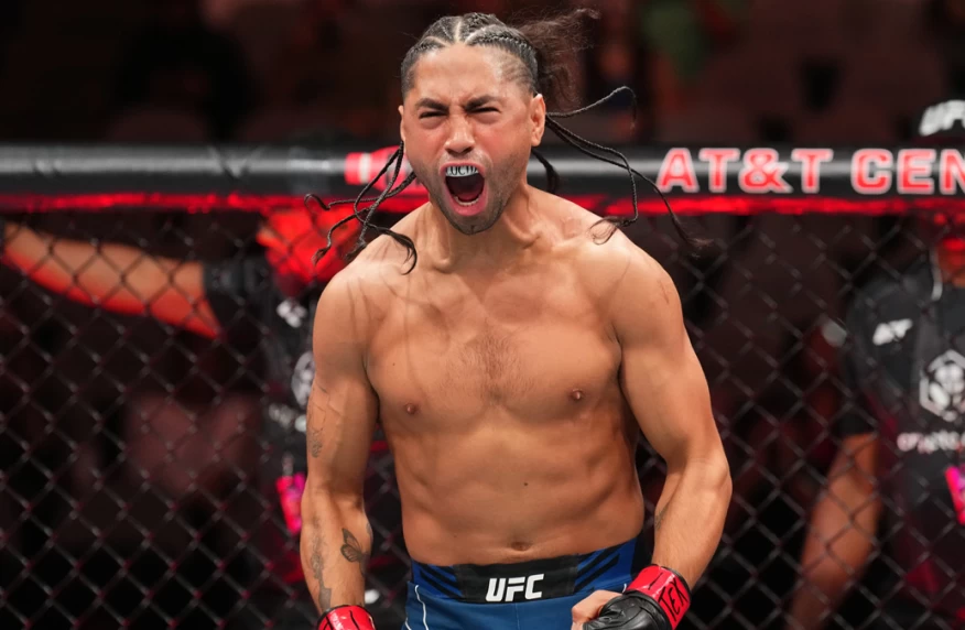 Соперник Алмабаева в UFC не сделал вес Соперник Алмабаева в UFC не сделал вес