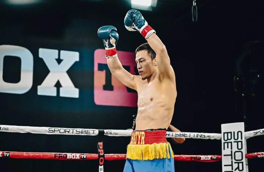Джукембаев защитил пояс WBA Джукембаев защитил пояс WBA