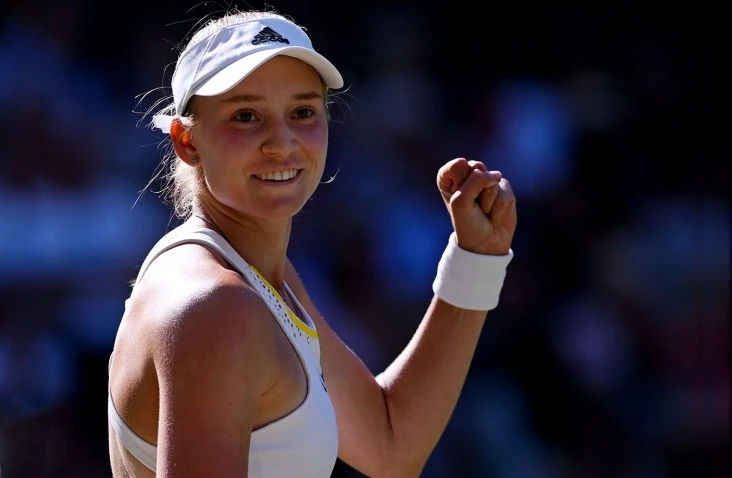 Елена Рыбакина вышла во второй круг Уимблдона (видео) Елена Рыбакина вышла во второй круг Уимблдона (видео)