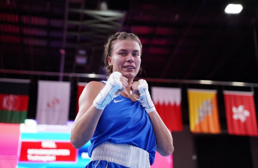 Три казахстанские боксерши вышли в финалы чемпионата Азии по боксу Три казахстанские боксерши вышли в финалы чемпионата Азии по боксу