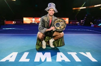 Теннис: Карен Хачанов Almaty Open чемпионы атанды Теннис: Карен Хачанов Almaty Open чемпионы атанды
