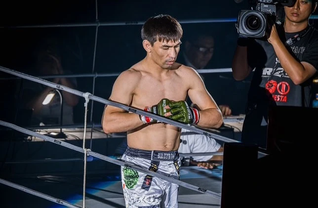 Каршыга оказался легче соперника перед боем в RIZIN Каршыга оказался легче соперника перед боем в RIZIN