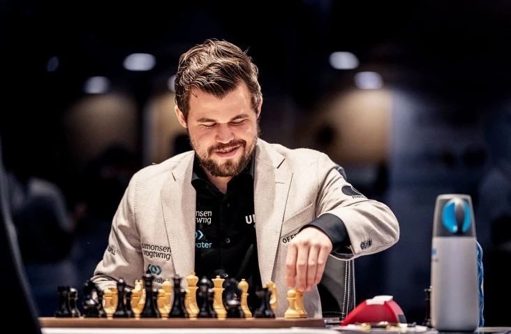 Магнус Карлсен стал чемпионом мира по скоростным шахматам Магнус Карлсен стал чемпионом мира по скоростным шахматам
