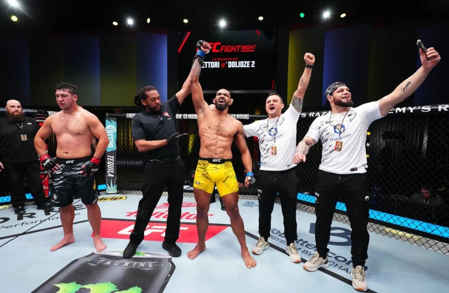 Дияр Нұрғожай UFC-дегі дебюттік жекпе-жегінде жеңіліске ұшырады Дияр Нұрғожай UFC-дегі дебюттік жекпе-жегінде жеңіліске ұшырады