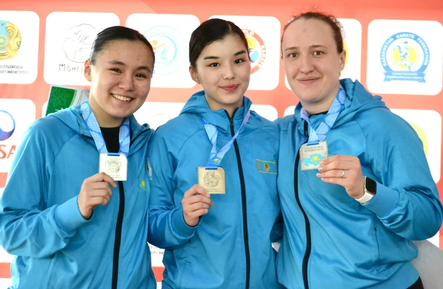 Каратэден ел чемпиондары анықталды Каратэден ел чемпиондары анықталды