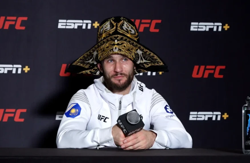 Экс-боец UFC рассказал, как футбол положительно влияет на бойцов Экс-боец UFC рассказал, как футбол положительно влияет на бойцов