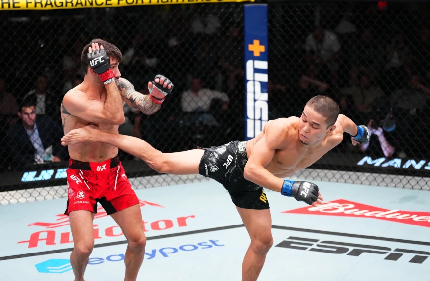 Алмабаев «уволил» Николау из UFC Алмабаев «уволил» Николау из UFC