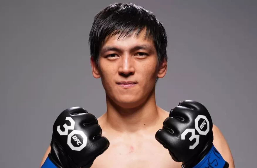 Азат Мақсұм UFC-дің ақшалай бонусын иеленді Азат Мақсұм UFC-дің ақшалай бонусын иеленді