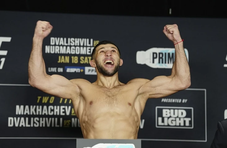 Дравшийся в казахстанской лиге Бекоев дебютировал в UFC победой нокаутом Дравшийся в казахстанской лиге Бекоев дебютировал в UFC победой нокаутом