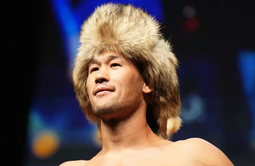 UFC-дің қазіргі чемпионын Шавкат Рахмонов ғана жеңе алады: Иан Гарри UFC-дің қазіргі чемпионын Шавкат Рахмонов ғана жеңе алады: Иан Гарри