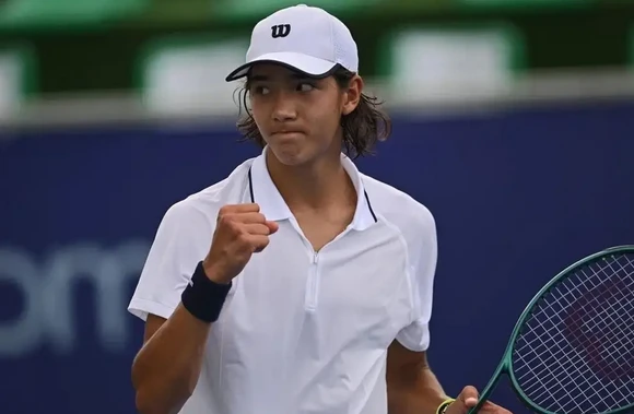 Әмір Омарханов US Open 1/8 финалына өтті Әмір Омарханов US Open 1/8 финалына өтті