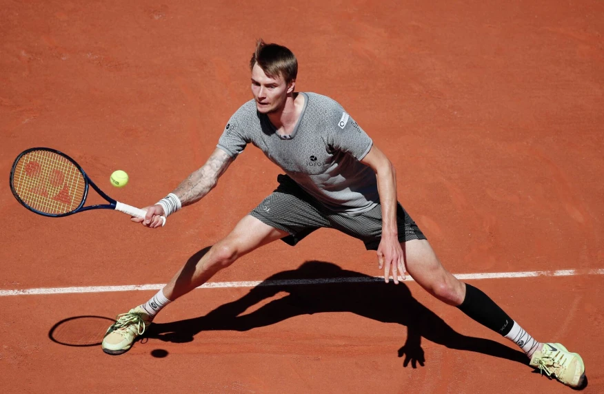 Бублик проиграл финал Bonmont Tennis Masters (видео) Бублик проиграл финал Bonmont Tennis Masters (видео)