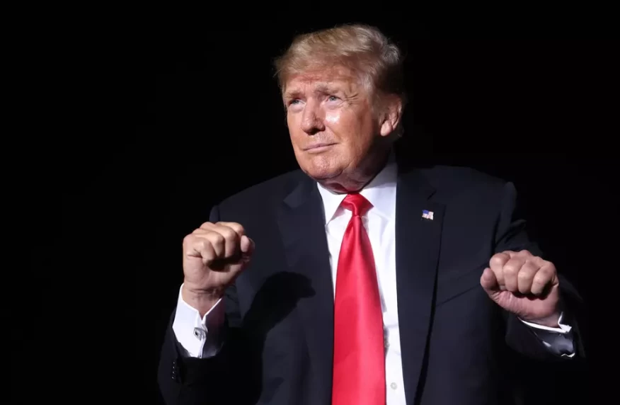 Дональд Трамп қазақстандық аралас жекпе-жек шебері қатысқан UFC турниріне барды Дональд Трамп қазақстандық аралас жекпе-жек шебері қатысқан UFC турниріне барды