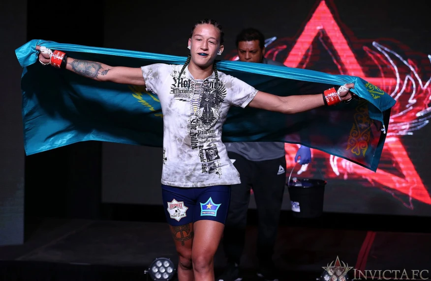 Я психически больной человек и сижу на лекарствах. Боец UFC Мария Агапова рассказала о своей жизни в Америке Я психически больной человек и сижу на лекарствах. Боец UFC Мария Агапова рассказала о своей жизни в Америке