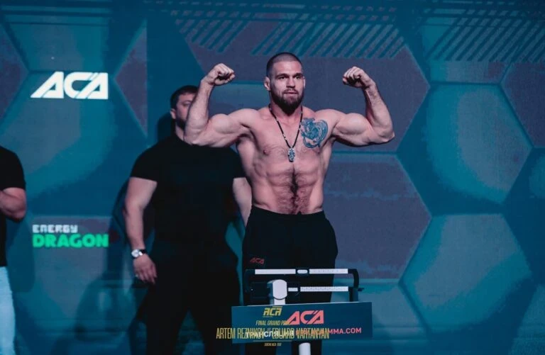 Резников пен Бақытжанұлы АСА 188 турниріндегі жекпе-жекке дейін салмақ өлшеу рәсімінен сәтті өтті Резников пен Бақытжанұлы АСА 188 турниріндегі жекпе-жекке дейін салмақ өлшеу рәсімінен сәтті өтті