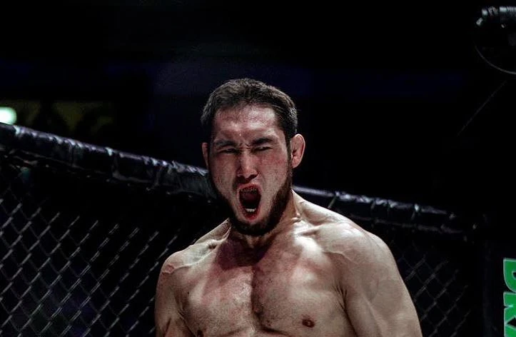 Бакытжанулы проведет поединок с экс-бойцом UFC и PFL Бакытжанулы проведет поединок с экс-бойцом UFC и PFL