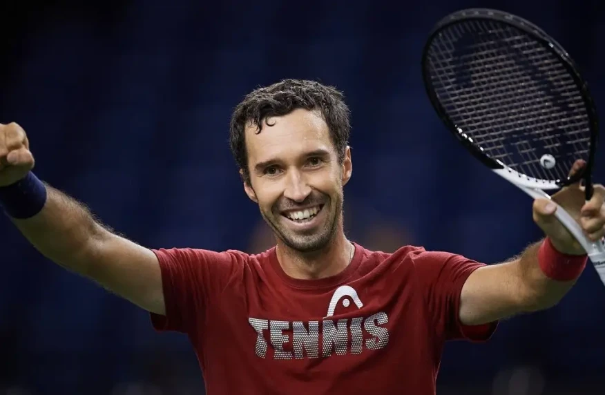 Almaty Open ATP 250 турниріне қатысушылар келе бастады Almaty Open ATP 250 турниріне қатысушылар келе бастады