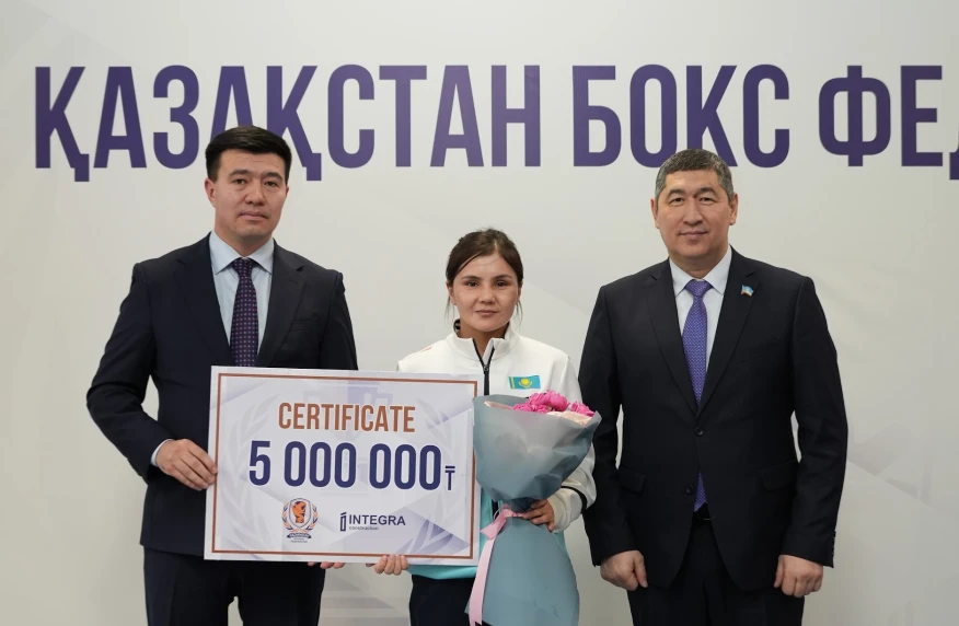 Бес баланың анасына - бес миллион теңге Бес баланың анасына - бес миллион теңге