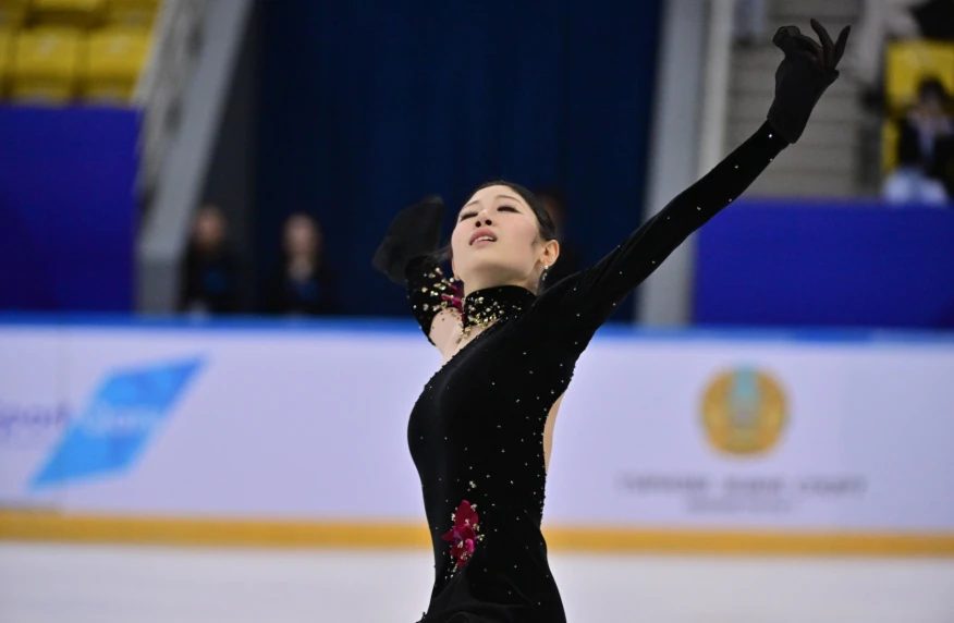 Мәнерлеп сырғанаудан әлем чемпионатының күміс жүлдегері Денис Тен мемориалында жеңіске жетті Мәнерлеп сырғанаудан әлем чемпионатының күміс жүлдегері Денис Тен мемориалында жеңіске жетті