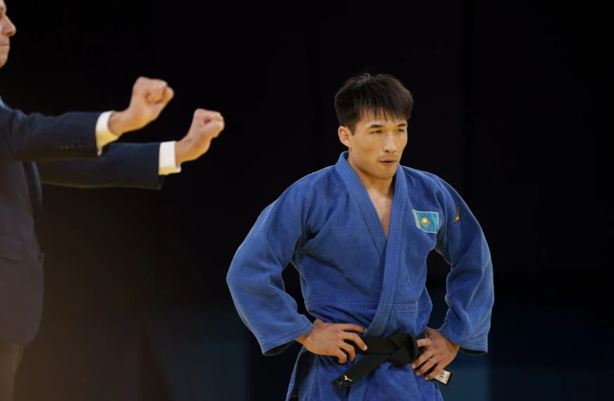 Ғұсман Қырғызбаев Әлем чемпионатында Олимпиада чемпионына есе жіберіп, жарыста өнер көрсетуін аяқтады Ғұсман Қырғызбаев Әлем чемпионатында Олимпиада чемпионына есе жіберіп, жарыста өнер көрсетуін аяқтады