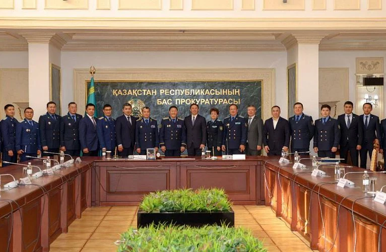 Геннадий Головкин заключил меморандум с генеральной прокуратурой Геннадий Головкин заключил меморандум с генеральной прокуратурой