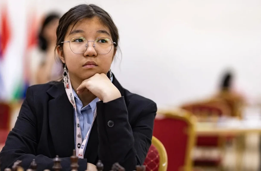 14-летняя казахстанка выбила гроссмейстера с Кубка мира-2025 по шахматам 14-летняя казахстанка выбила гроссмейстера с Кубка мира-2025 по шахматам