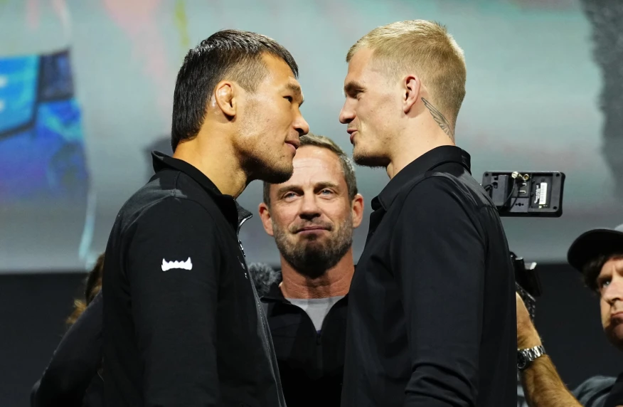 Рахмонов и Гэрри показали одинаковый вес перед боем на UFC Рахмонов и Гэрри показали одинаковый вес перед боем на UFC