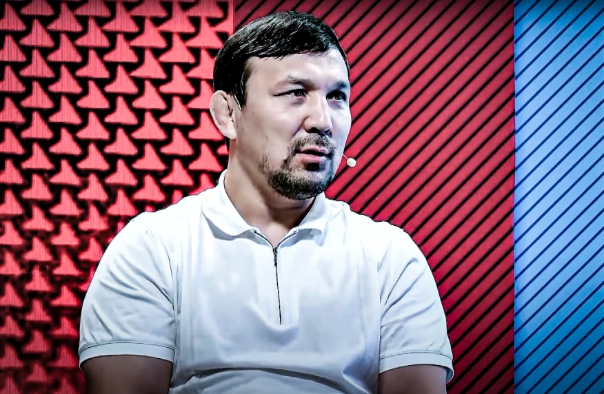 Бұл дайындықпен Олимпиада чемпионы болмайды: Ақжүрек Таңатаров Ризабек Айтмұханға алаңдаулы Бұл дайындықпен Олимпиада чемпионы болмайды: Ақжүрек Таңатаров Ризабек Айтмұханға алаңдаулы