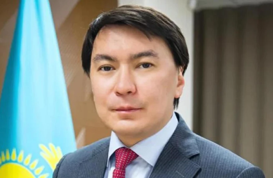 Марат Омаров назначен новым президентом Казахстанской федерации футбола Марат Омаров назначен новым президентом Казахстанской федерации футбола