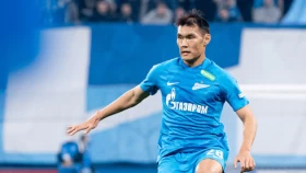 Алип сыграл за «Зенит» в ОАЭ