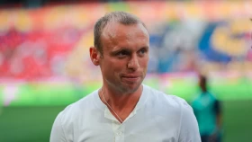 Денис Глушаков о предложениях из Казахстана: Пока не рассматриваю