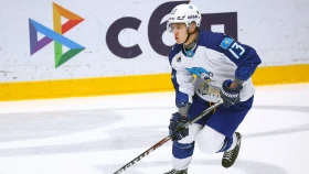 Динмухамед Кайыржан провёл 200 матчей в КХЛ