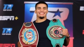 Зандер Заяс стал чемпионом WBO в первом среднем весе (видео)