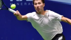 Вторая ракетка Казахстана Жукаев снялся с турнира в Тайланде